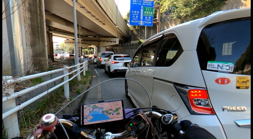 「千葉西警察入口交差点」付近