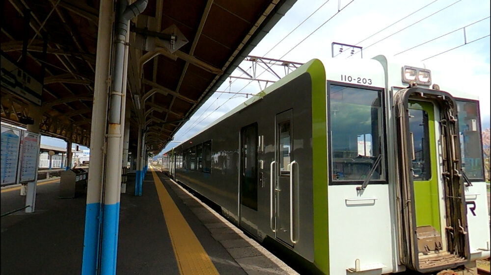 新津行き普通列車
an-accommodation-train-for-Niitsu